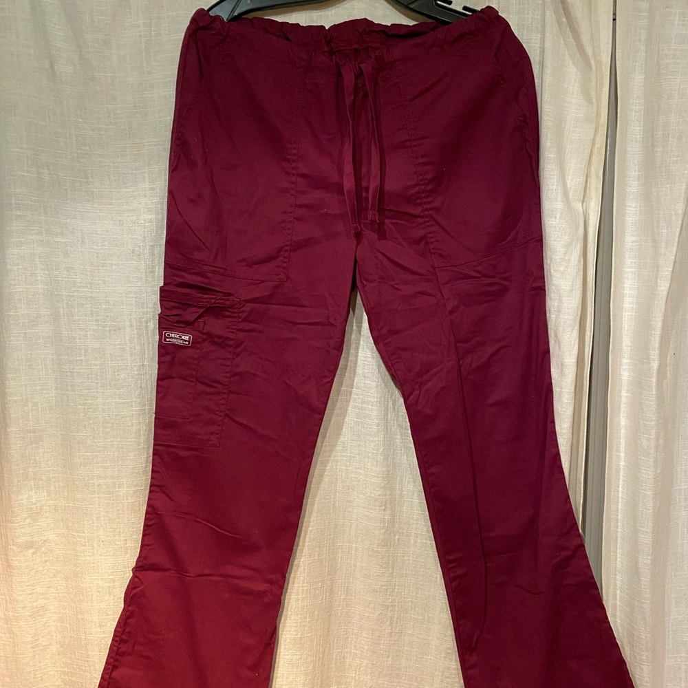 Cute XS Cherokee scrub